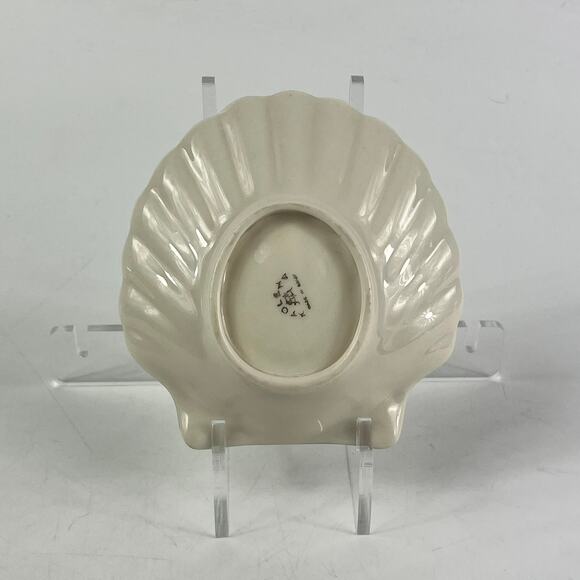 Vintage Tayokuni Japan Shell Dish Light Green Gold Trim Trinket Plate 1950s - Picture 3 of 7